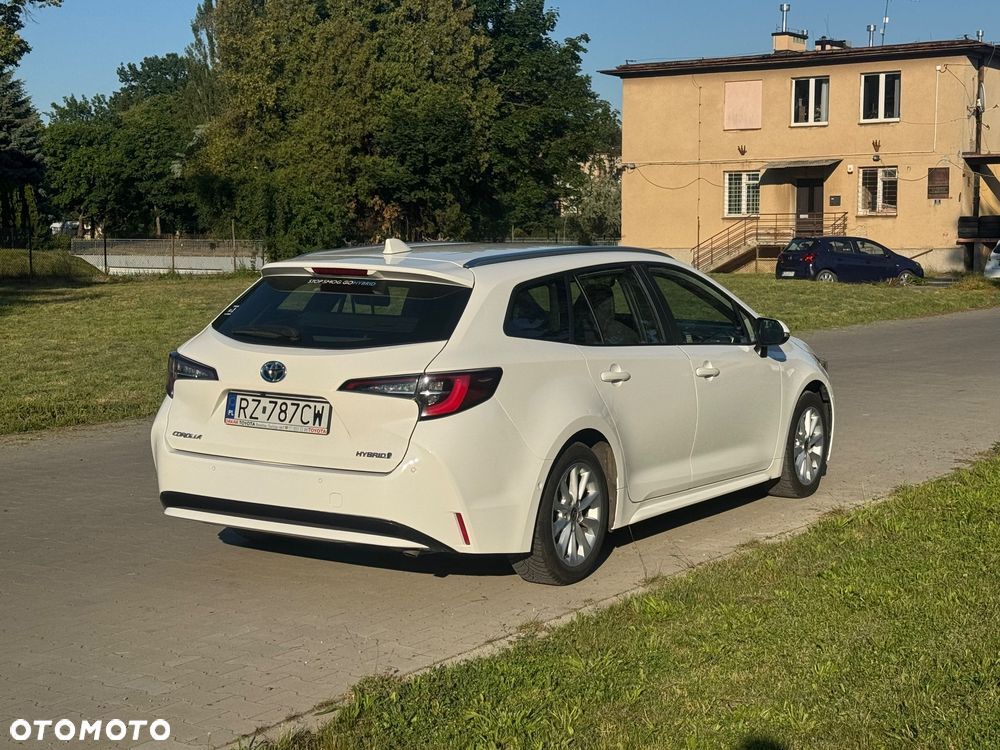 Toyota Corolla - 5