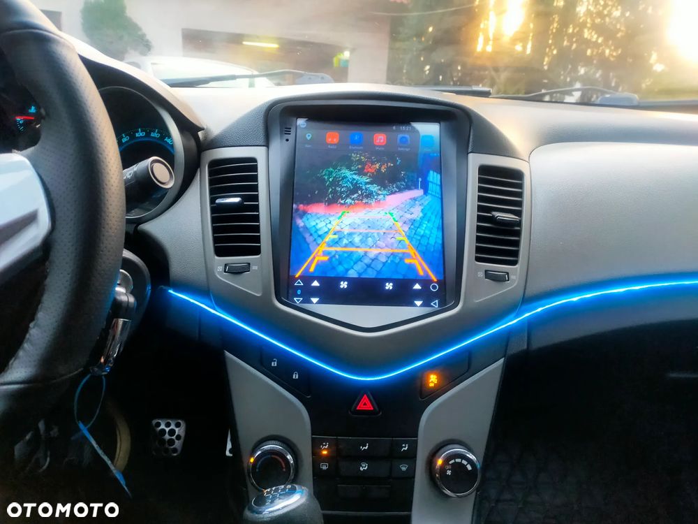 Chevrolet Cruze 1.6 LS - 16