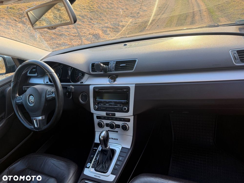 Volkswagen Passat 2.0 TDI Comfortline DSG - 6