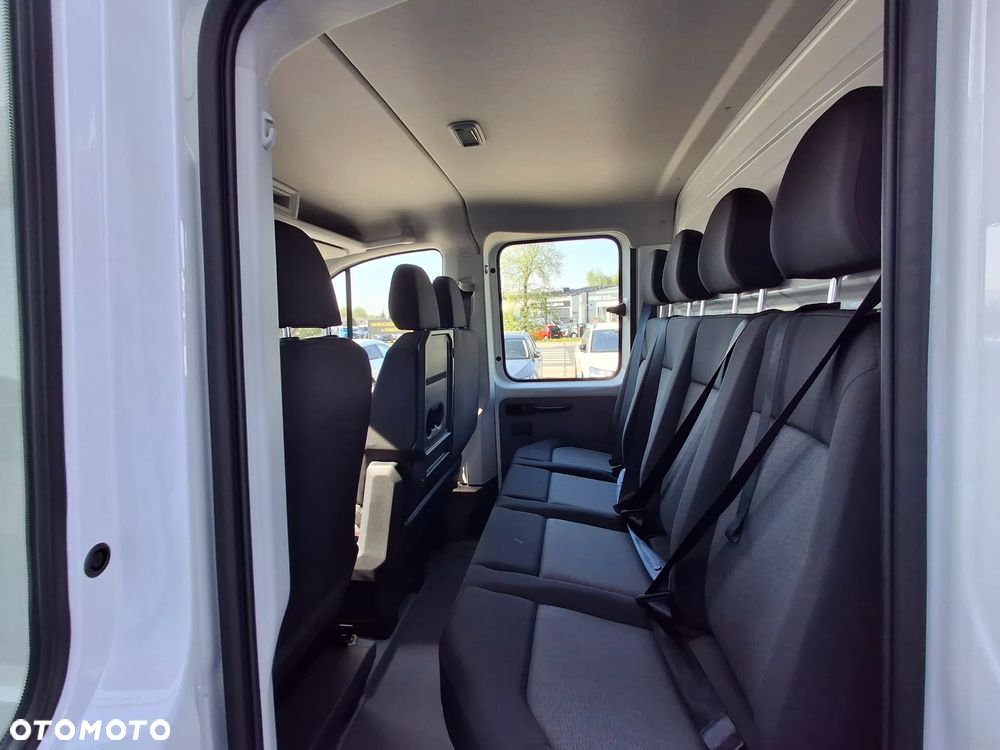 Volkswagen Crafter - 13