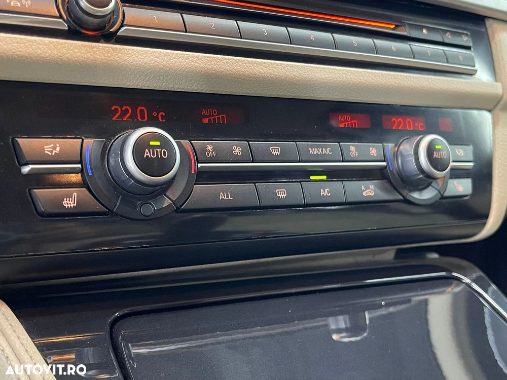 BMW Seria 5 525d xDrive Aut. - 15