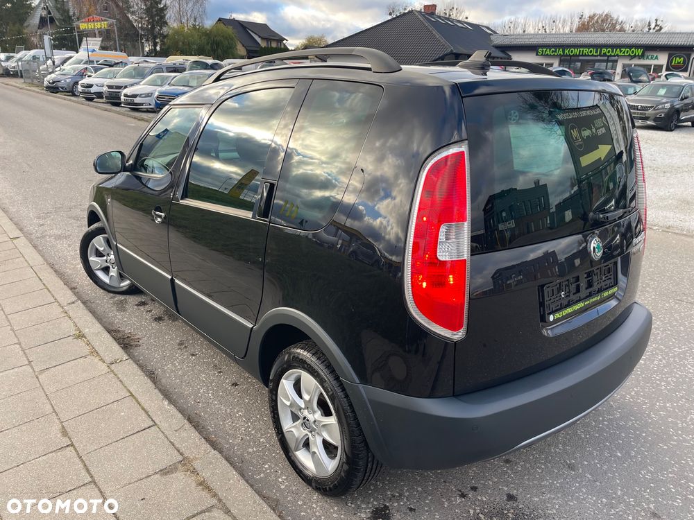 Skoda Roomster 1.6 TDI DPF Ambition PLUS EDITION - 4