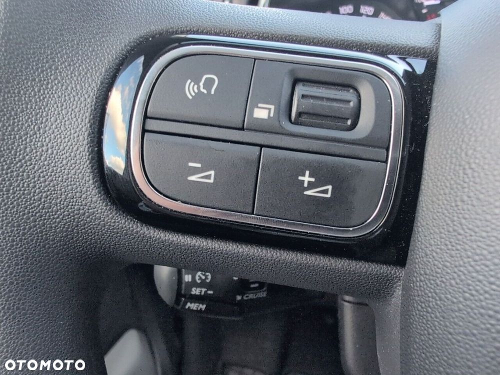 Citroën C3 1.2 PureTech Max EAT6 - 19
