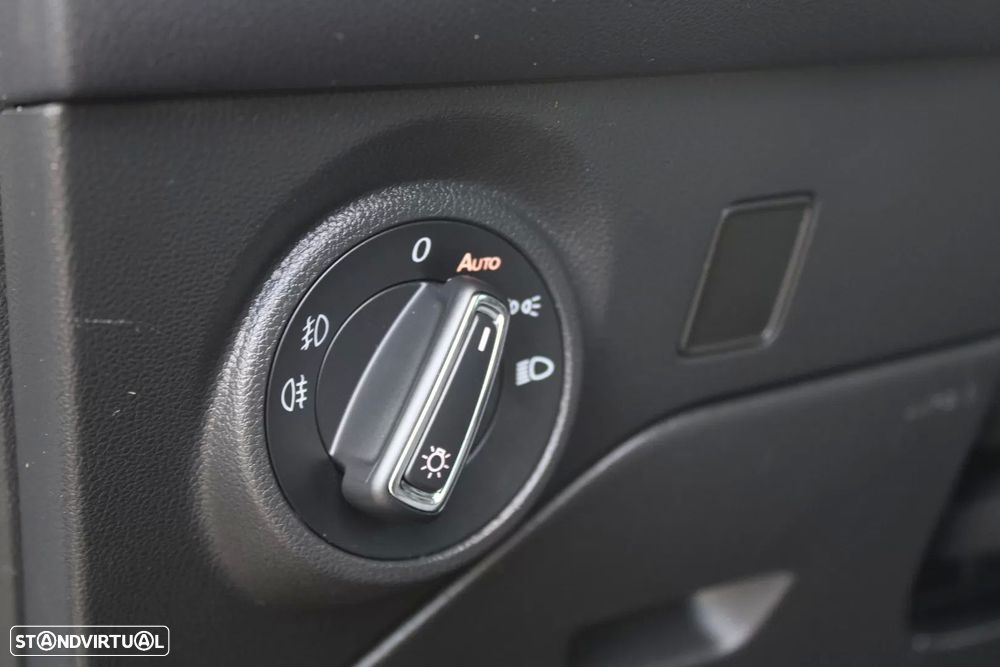 SEAT Leon ST 1.6 TDI Style S/S - 24