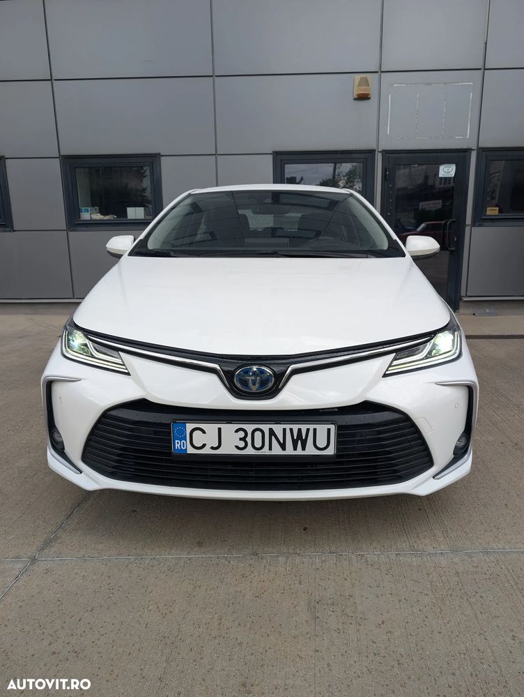 TOYOTA Corolla 2022 — imagine 2