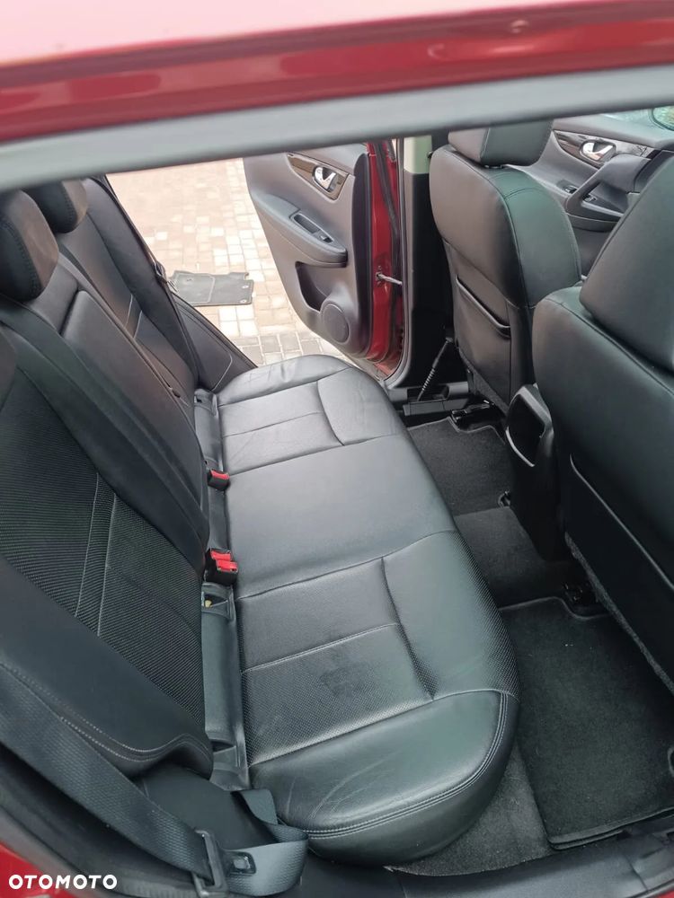 Nissan Qashqai 1.2 DIG-T TEKNA+ - 23