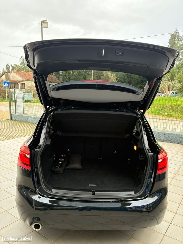 BMW 225xe Active Tourer - 23