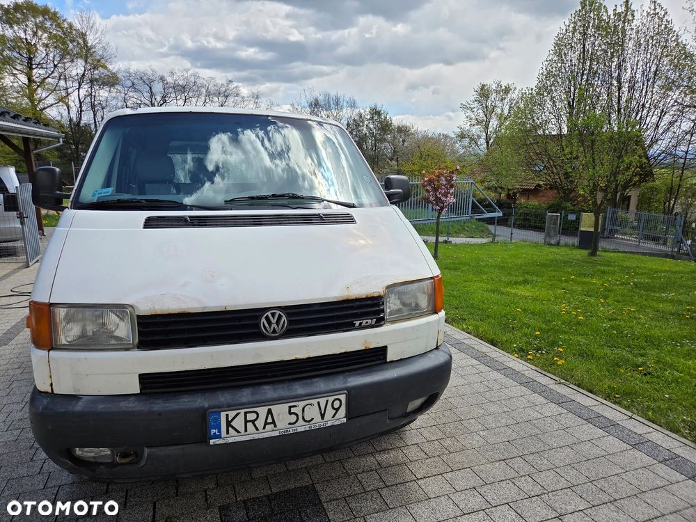 Volkswagen Transporter - 2