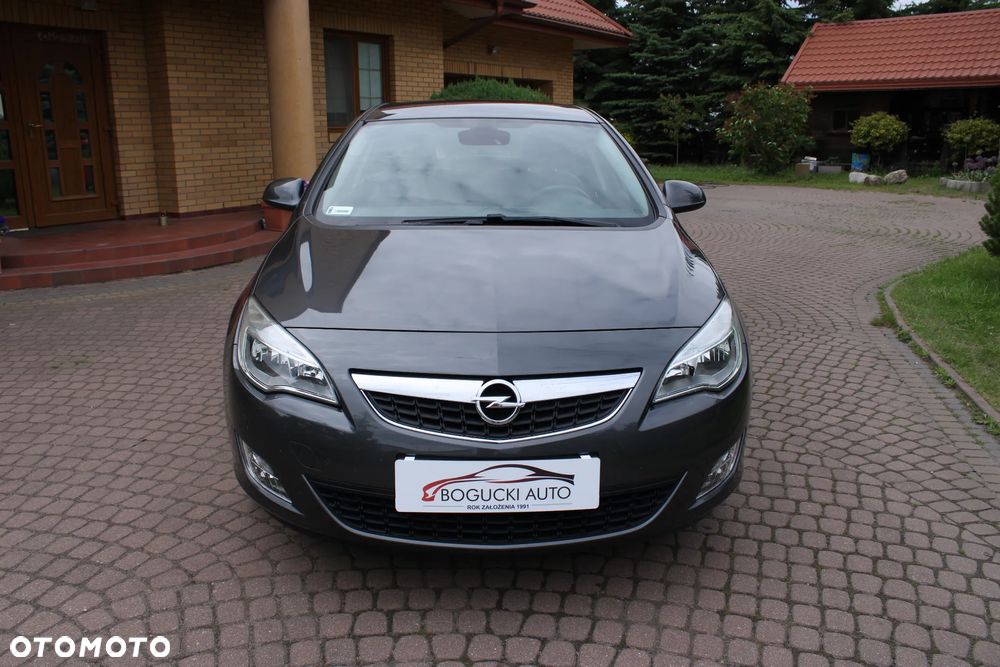 Opel Astra 1.6 Cosmo - 11