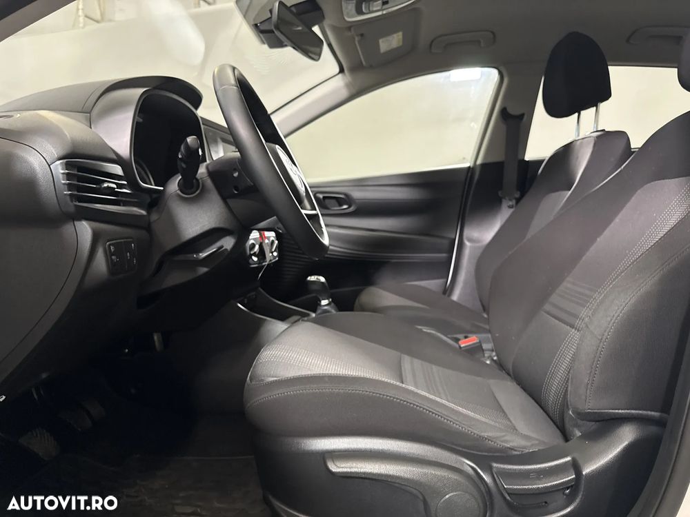Hyundai i20 - 19