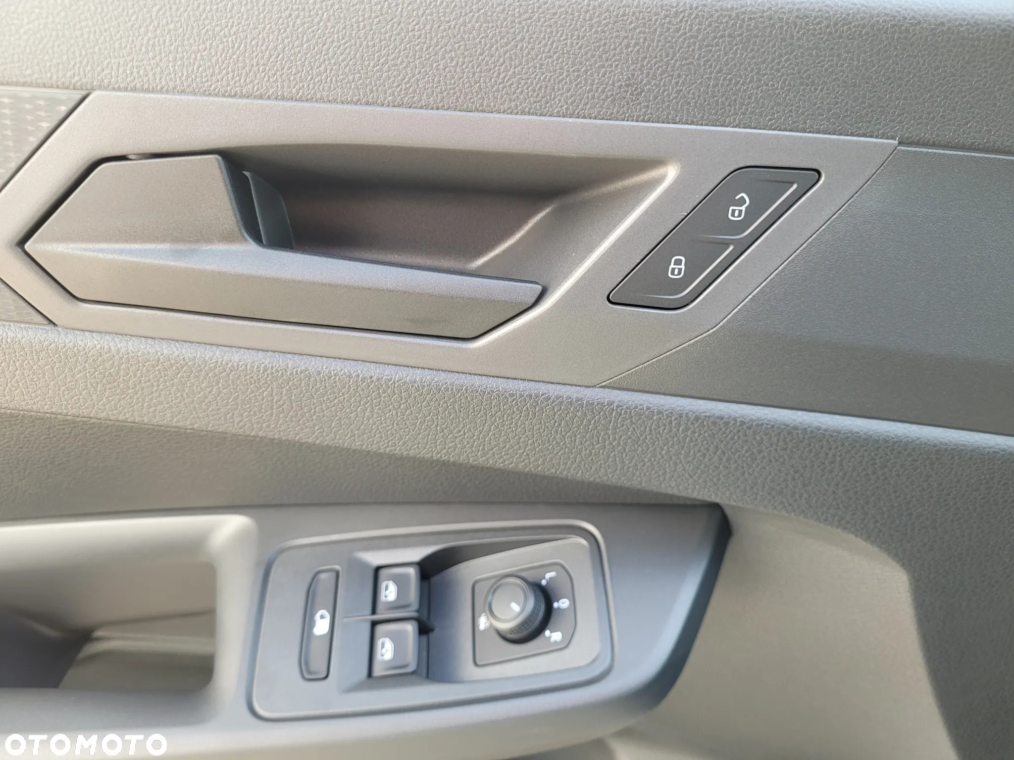 Ford Transit Connect - 17