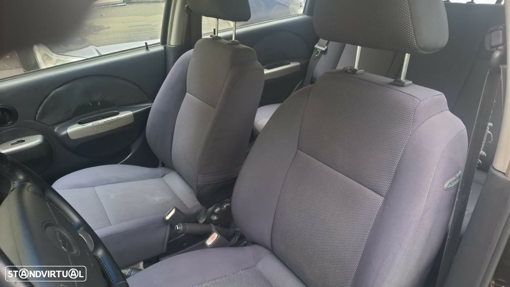 Chevrolet Kalos 1.2 SE - 10