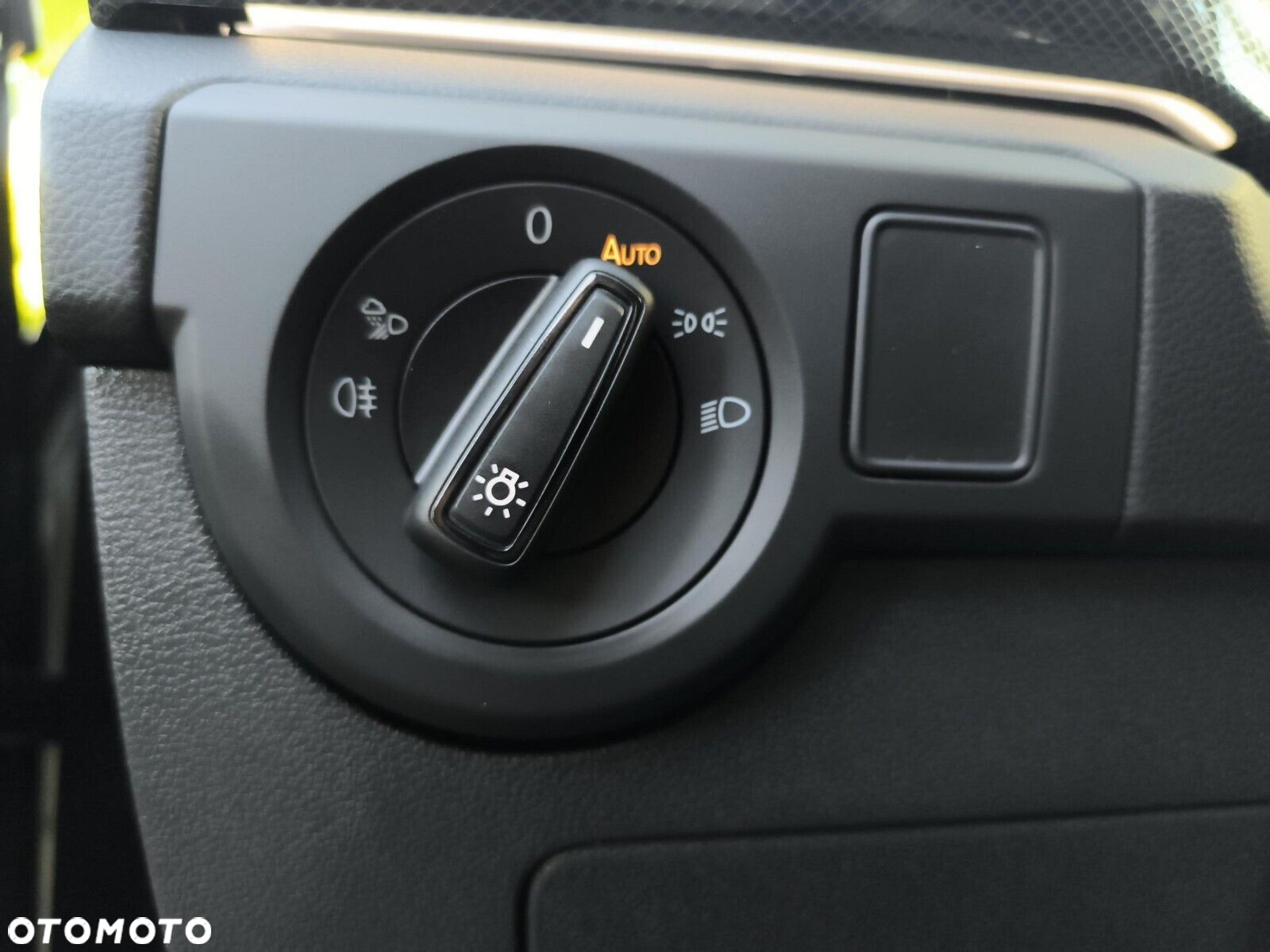 Volkswagen T-Cross - 28
