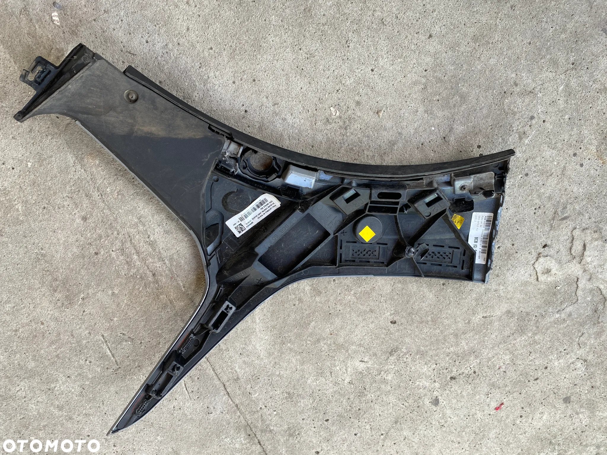 Renault Megane E-Tech Listwa zderzaka przód 622231289R - 5