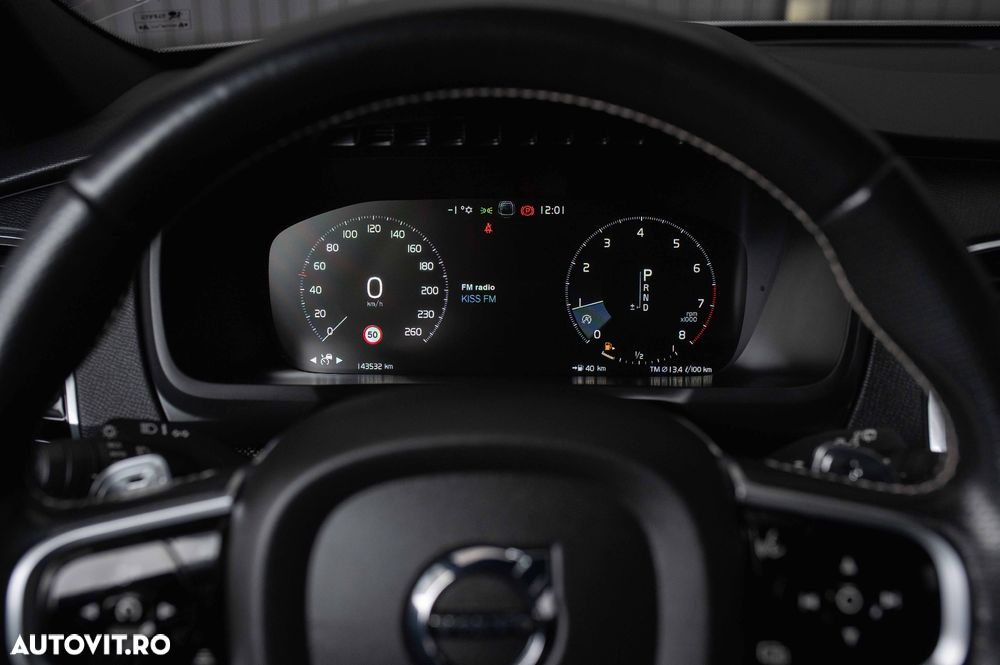 Volvo XC 90 T6 AWD R-Design - 13