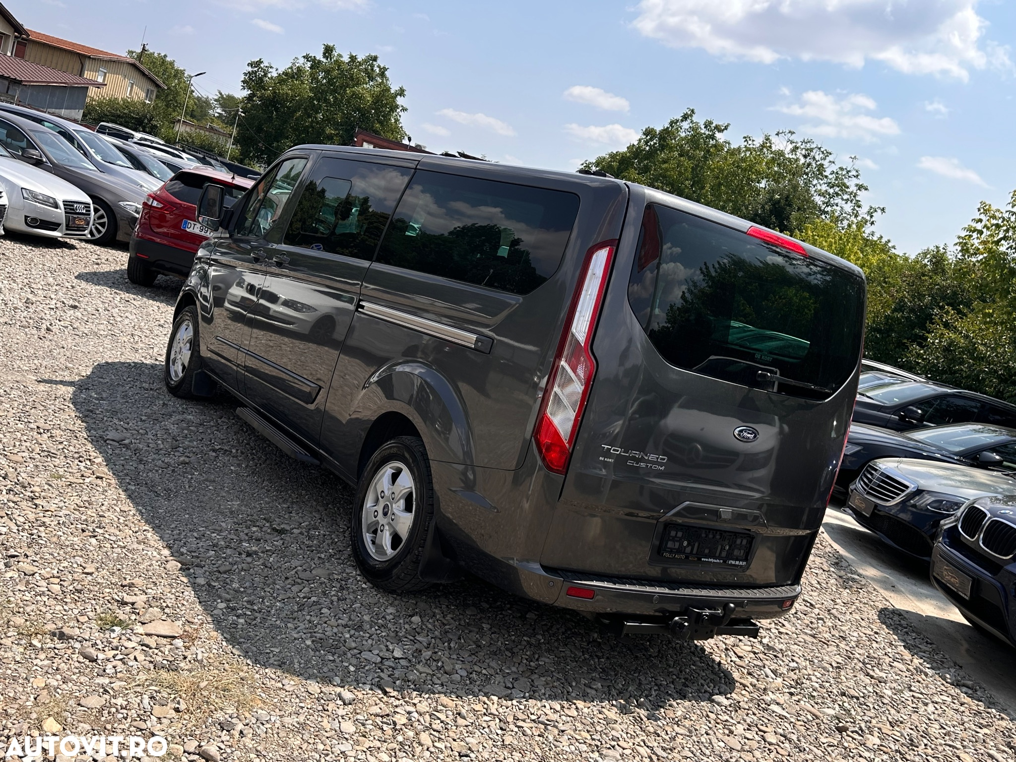 Ford Tourneo Custom 300 L2H1 VA Titanium - 4