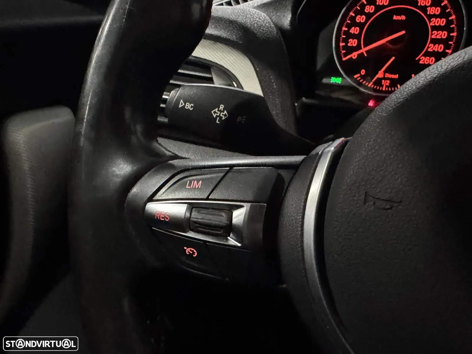 BMW 116 d Pack M - 30