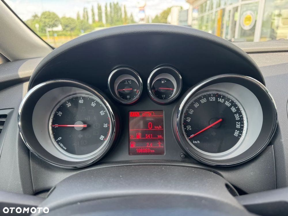 Opel Astra 1.6 Essentia - 17