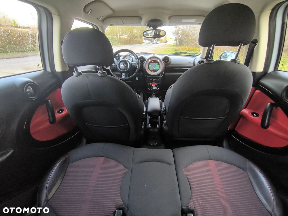 MINI Countryman Cooper D ALL4 - 13