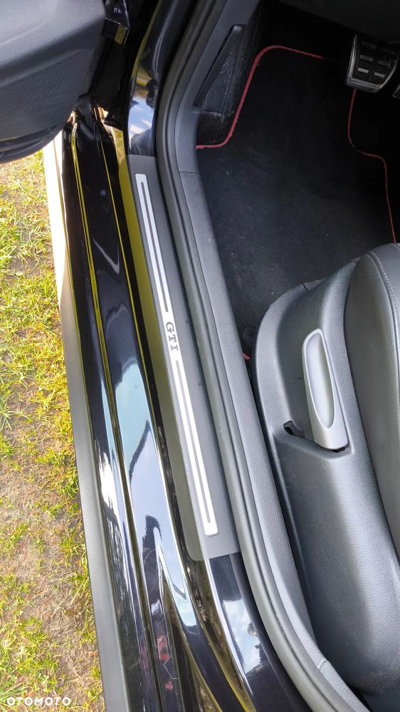 Volkswagen Polo 1.8 TSI (Blue Motion Technology) DSG GTI - 13