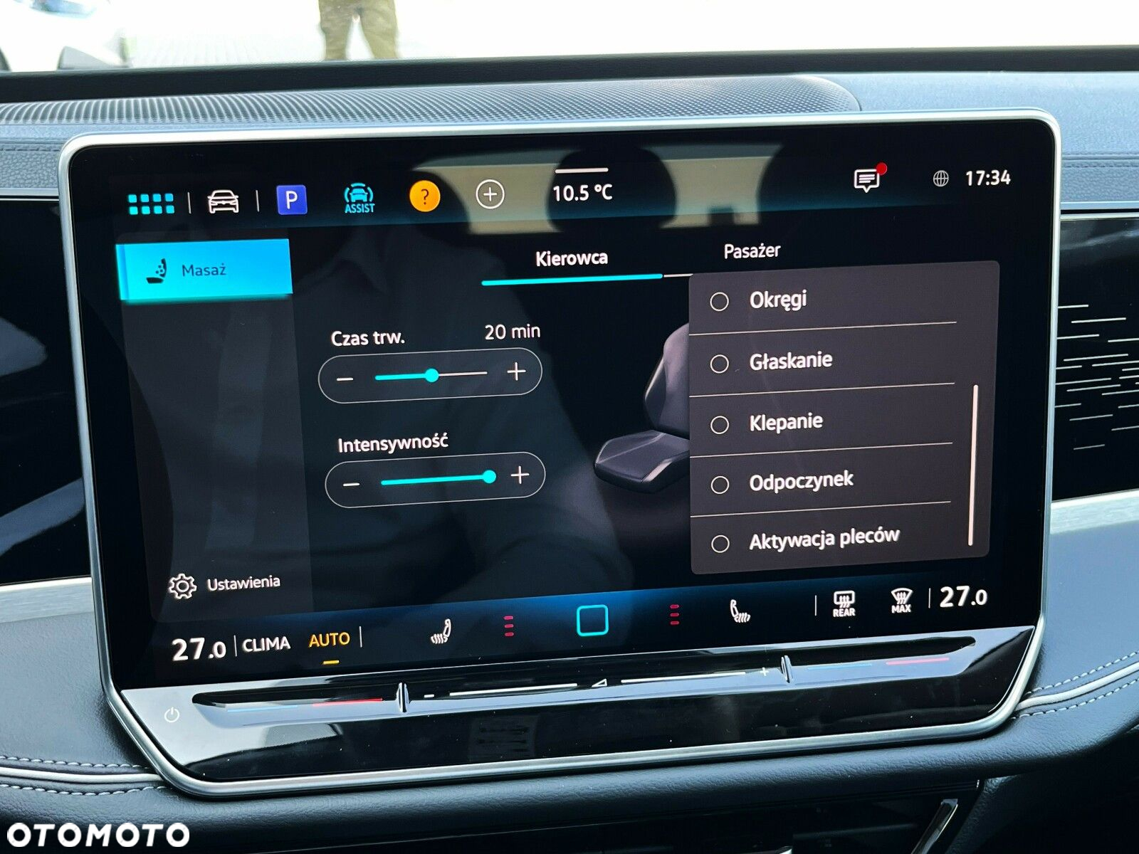 Volkswagen Passat 2.0 TDI SCR Elegance DSG - 14