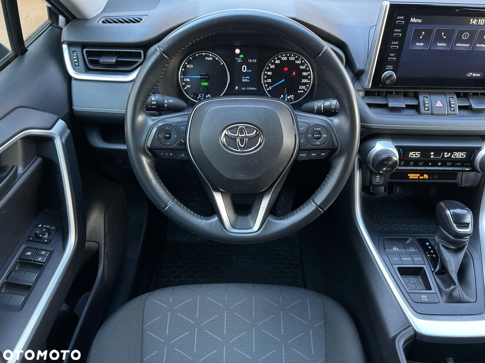 Toyota RAV4 - 6