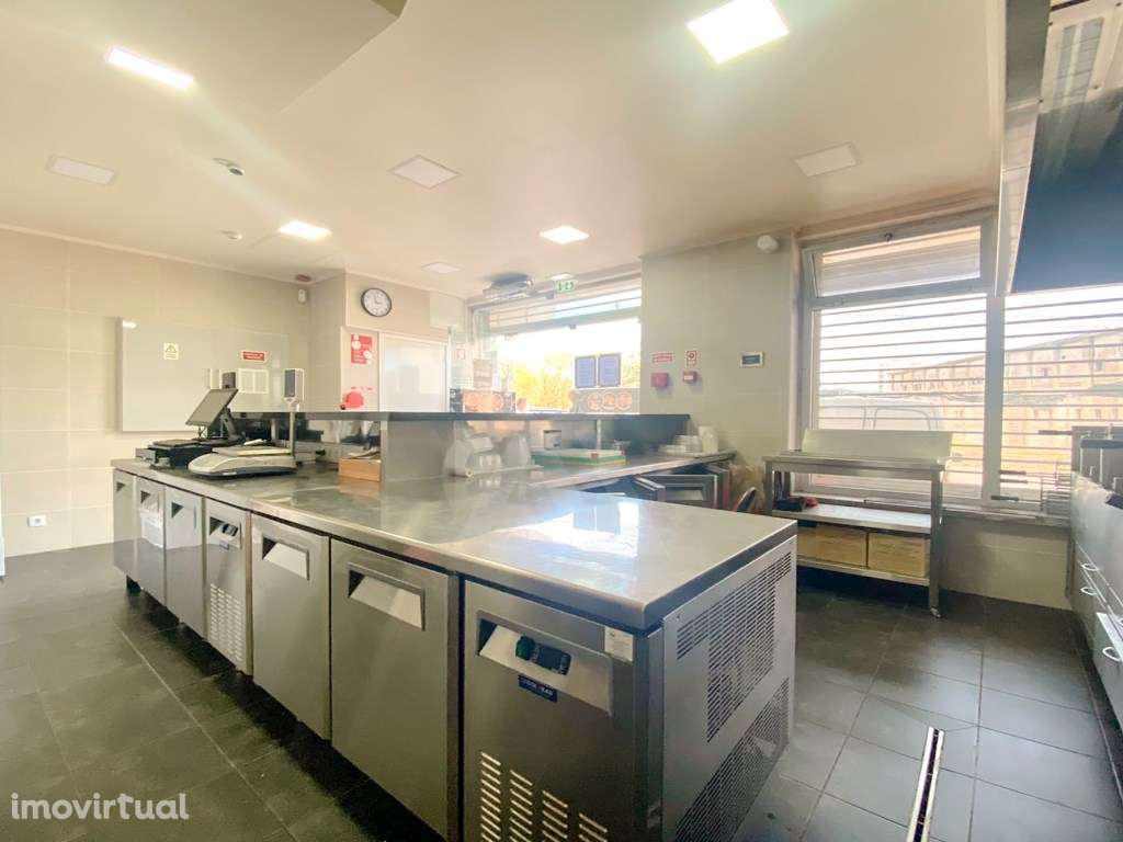 Espaço comercial adaptado para atividade de Takeaway em Algueirão - Grande imagem: 5/28