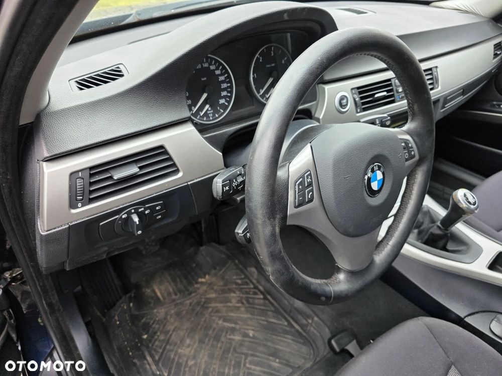 BMW Seria 3 320d - 13