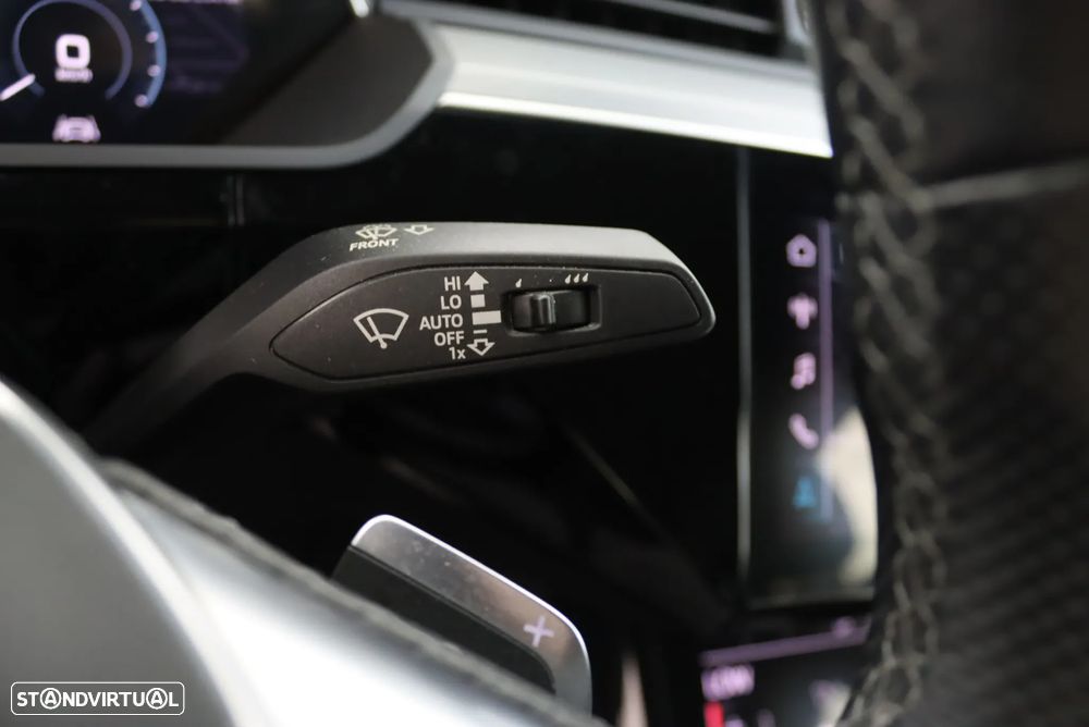 Audi e-tron 55 quattro S line - 16