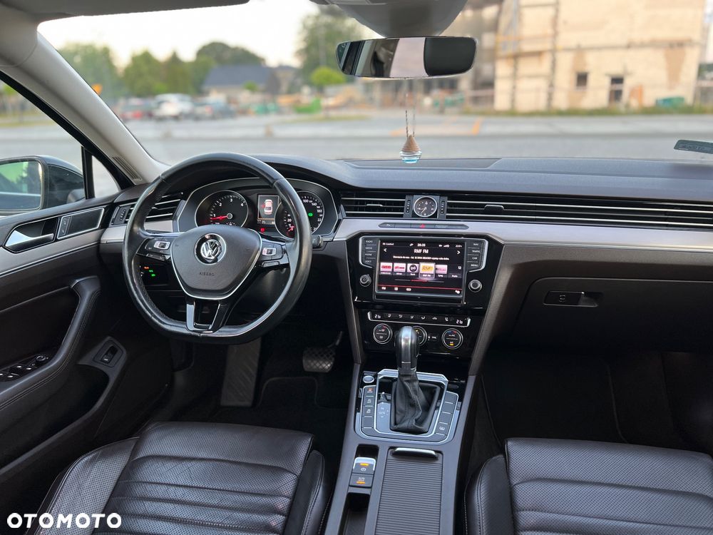 Volkswagen Passat 2.0 TDI BMT Highline DSG - 19
