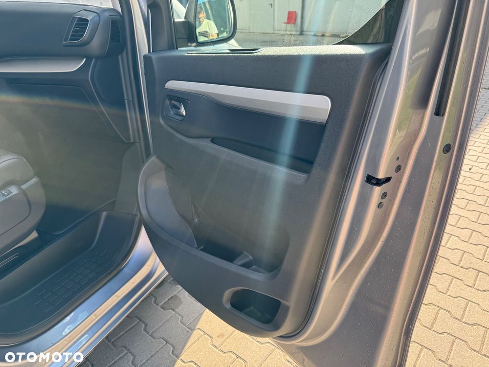 Toyota Proace Verso 2.0 D4-D Long VIP - 22