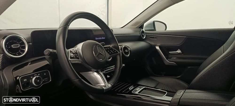 Mercedes-Benz A 250 e - 21