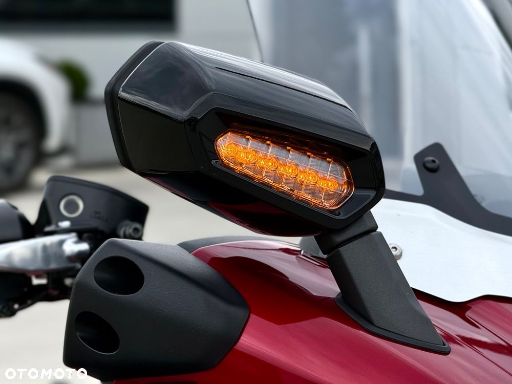 Yamaha Venture - 17