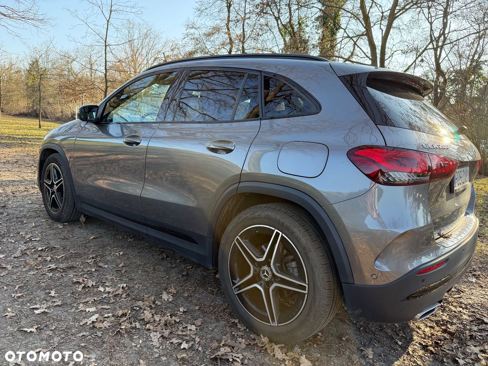 Mercedes-Benz GLA 200 Business Edition - 6