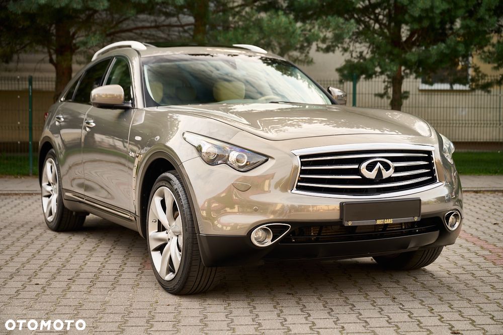 Infiniti QX70 3.0d S - 16