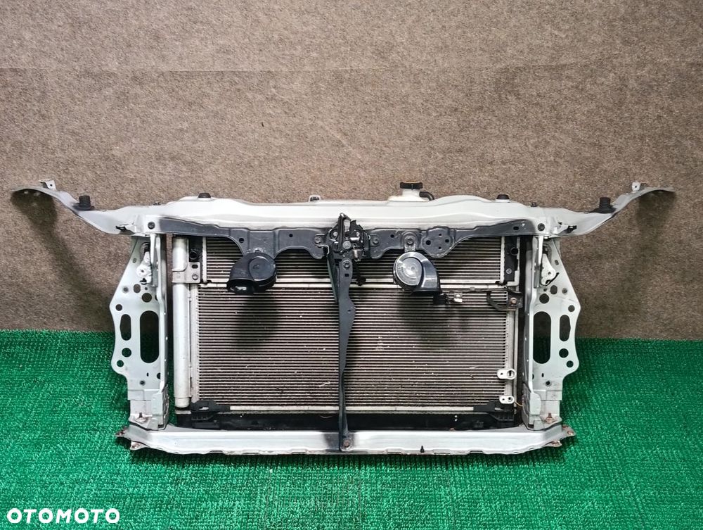 LEXUS IS 2.5h 13-16r Chłodnica Wody Pas Przedni - 1