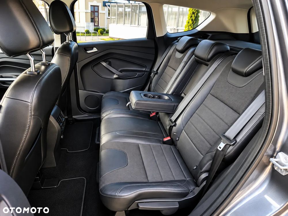 Ford Kuga 2.0 TDCi 4WD Titanium - 20