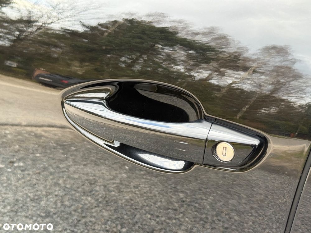 Peugeot 3008 2.0 HDi Premium - 24