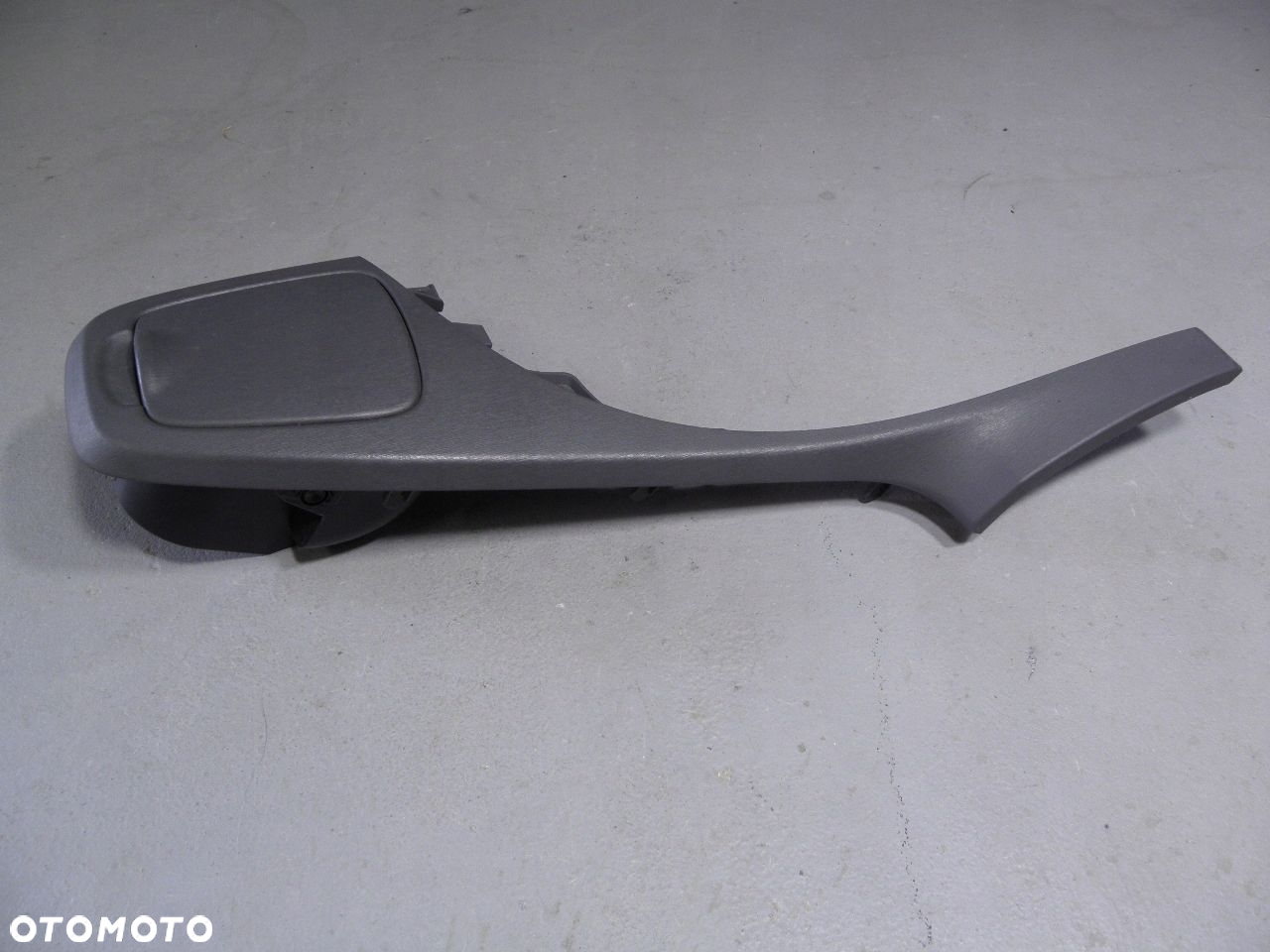 TOYOTA PRIUS // RAMKA PANEL ŚRODKOWY 55625-47050 - 2