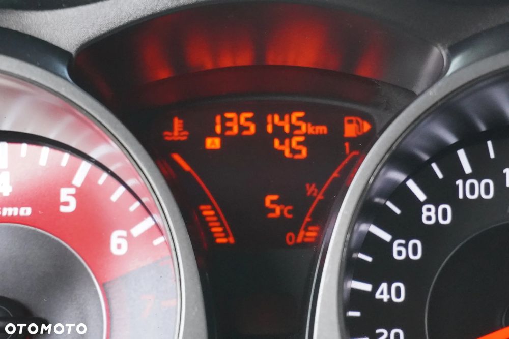 Nissan Juke 1.6 DIG-T Nismo RS - 36