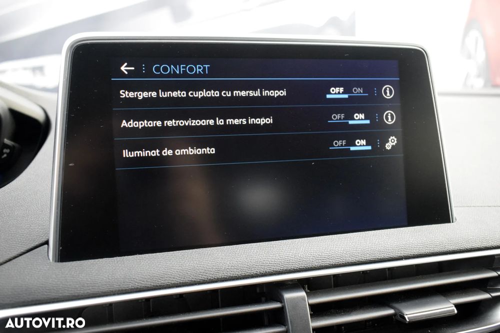 Peugeot 5008 BlueHDI 130 EAT8 Allure - 32