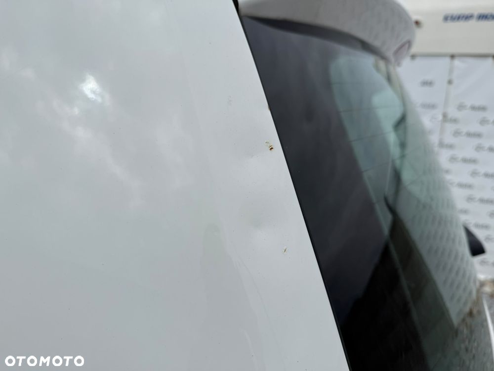 Volkswagen Sharan - 21