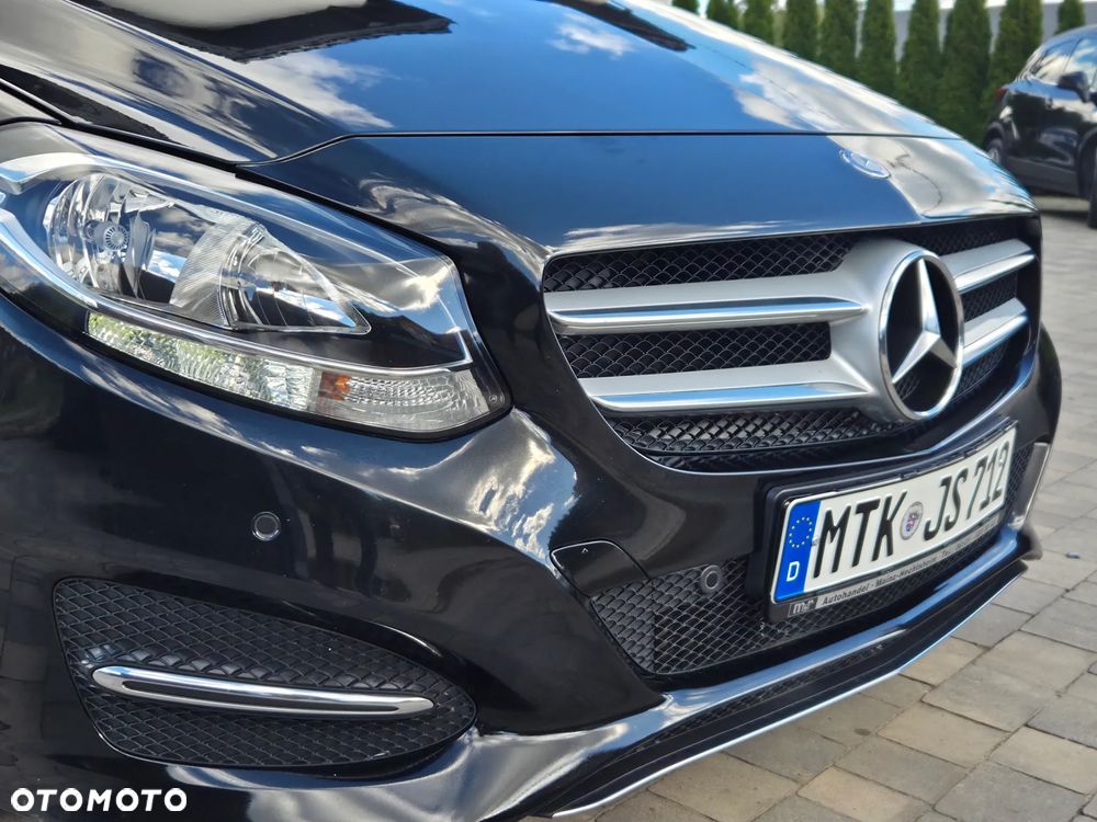 Mercedes-Benz Klasa B 180 BlueEFFICIENCY Edition Style - 2
