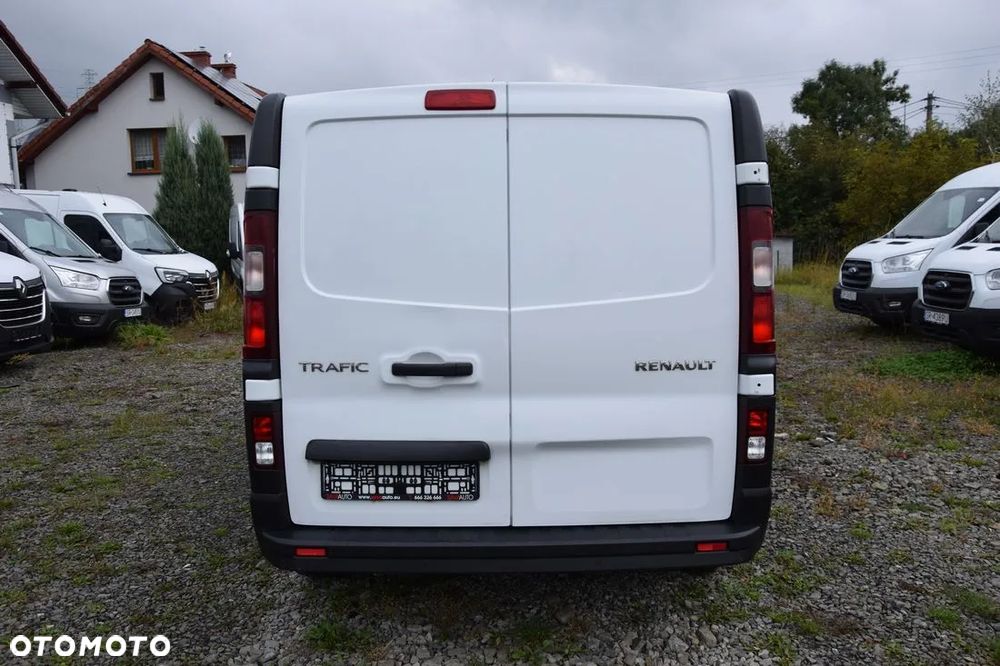 Renault TRAFIC​*L2H1​*120KM​*TEMPOMAT​*KLIMA​*NAWIGACJA​*5 - 7