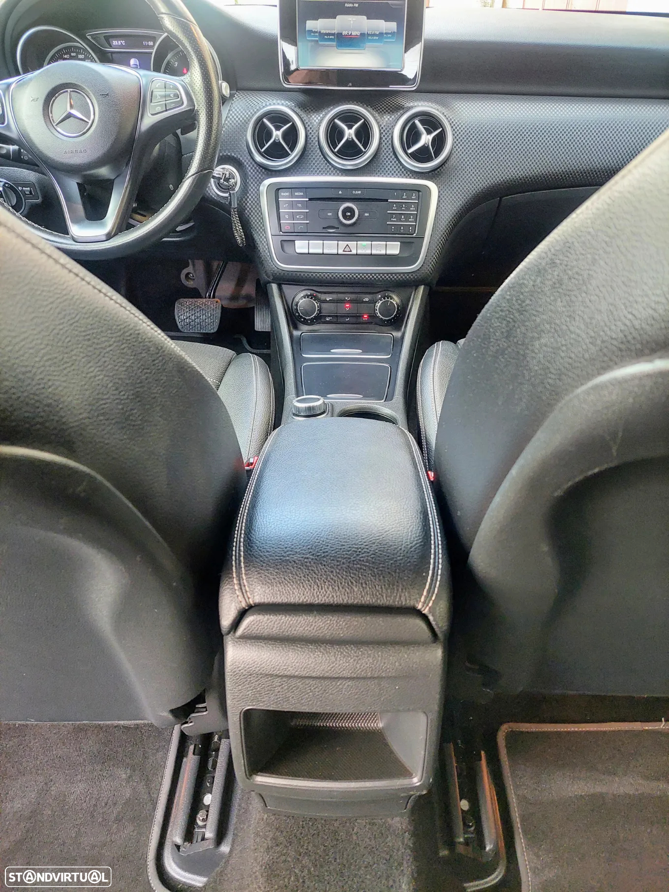 Mercedes-Benz A 180 d Urban Aut. - 53