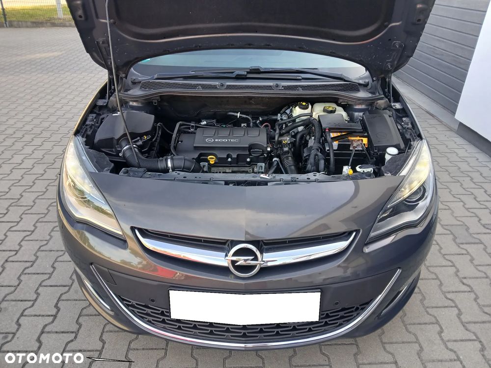 Opel Astra 1.4 T Executive EU6 - 6