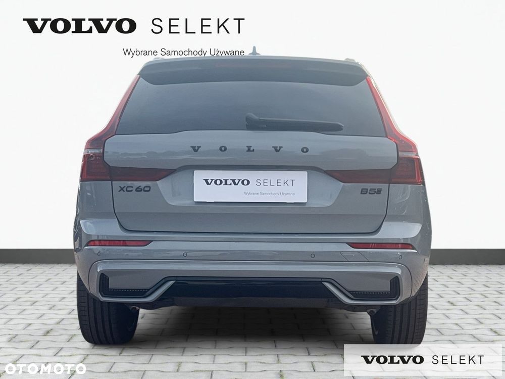 Volvo XC 60 B5 B AWD Plus Black Edition - 7