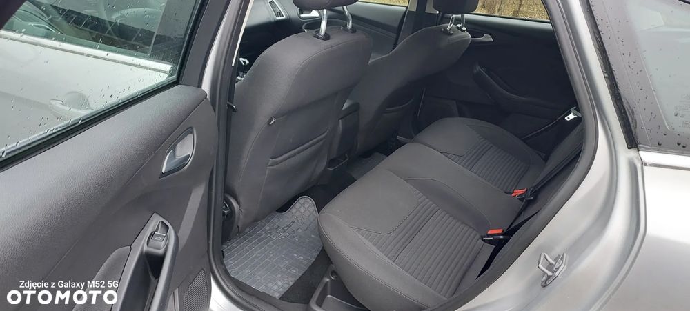 Ford Focus 1.6 TDCi DPF SYNC Edition - 15