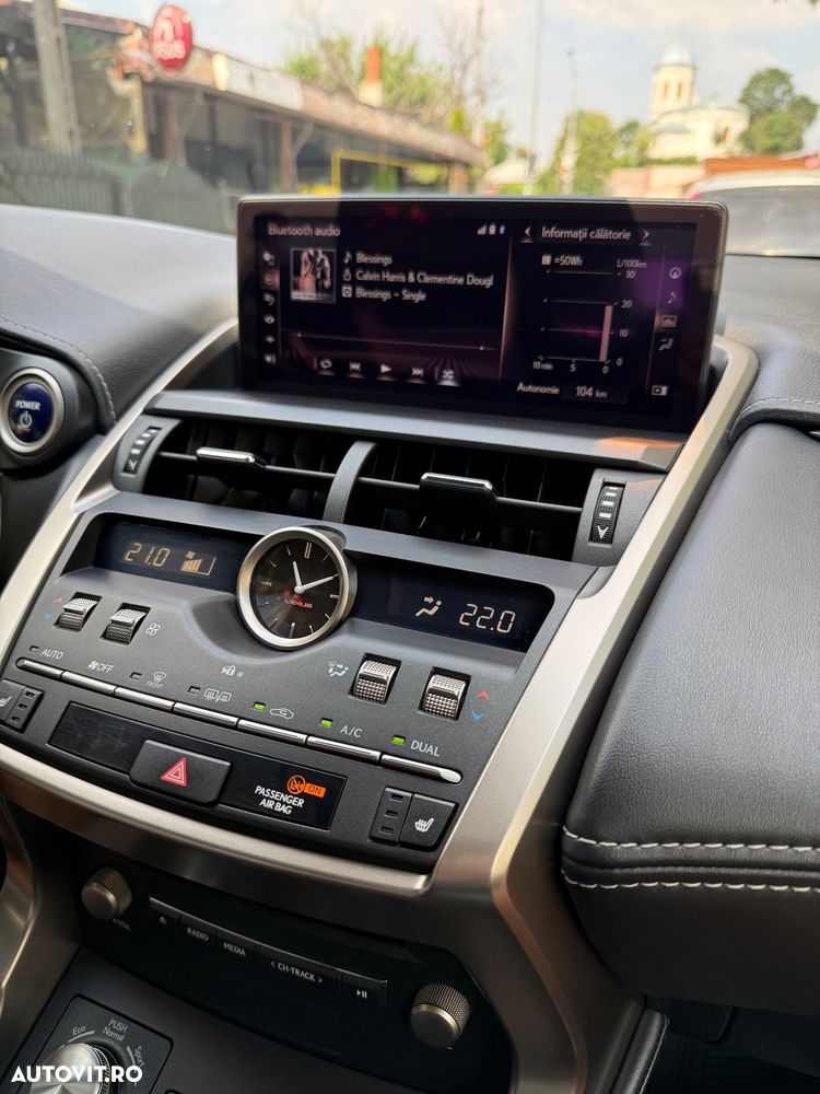 Lexus Seria NX 300h Style Edition - 15