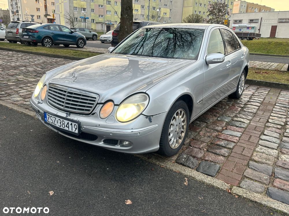 Mercedes-Benz Klasa E 350 4Matic Automatik Elegance - 1